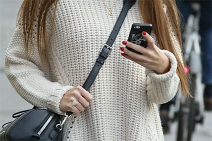 Amerikalik ayol halok bo‘lgan erining jasadini telefonlarni qidiruvchi mobil ilova orqali topdi
