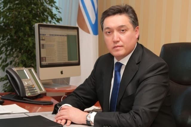 Shavkat Mirziyoyev Qozog‘iston bosh vaziri o‘rinbosarini «Do‘stlik» ordeni bilan taqdirladi