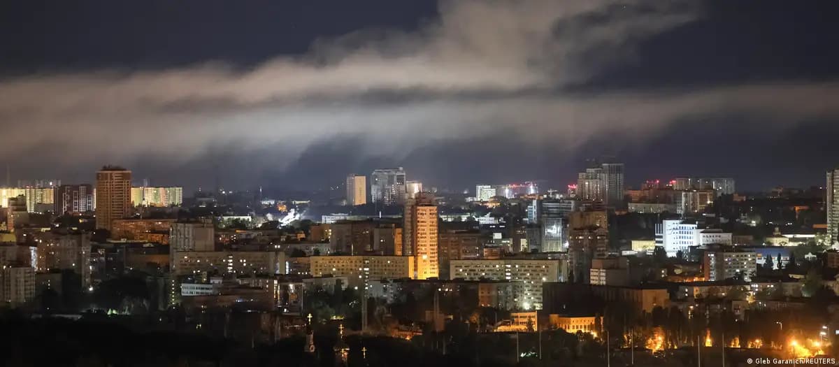 Россия Украинага кенг кўламли зарба берди: Киевда қурбонлар бор, Полша авиацияни ҳавога кўтарди