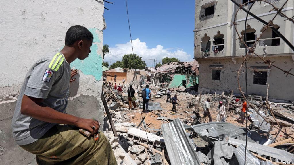 Somali poytaxtidagi mehmonxonaga uyushtirilgan hujum oqibatida 23 kishi halok bo‘ldi