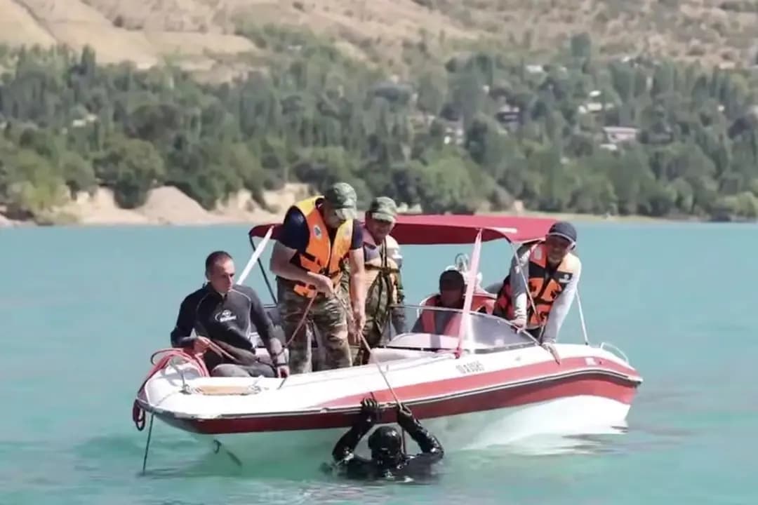 Search continues for three people who drowned in Charvak Reservoir