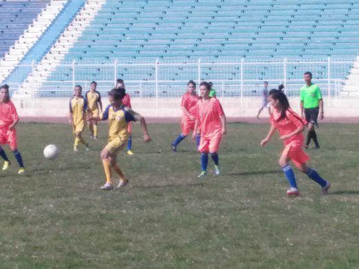 Ayollar futboli. 4 viloyat jamoasi Sirdaryoda bellashdi