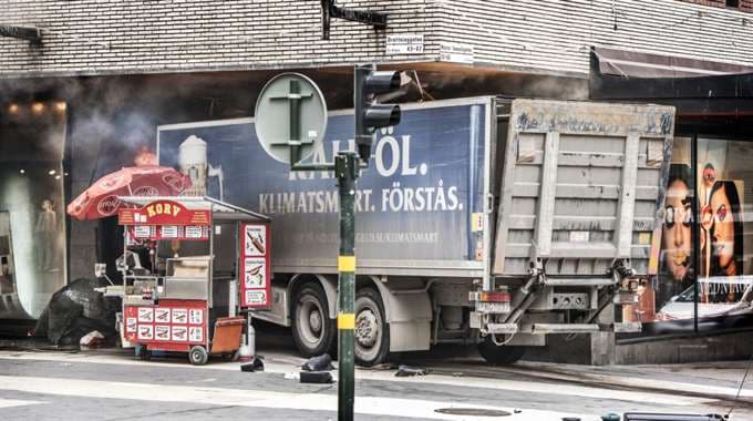 Foto: Stokholm terakti ijrochiligida gumonlanayotgan o‘zbekistonlikning shaxsi ma'lum qilindi