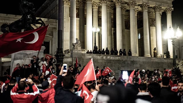 Davlat to‘ntarishi raqamlarda: Erdo‘g‘anni ag‘darishga urinish Turkiyaga qanchaga tushdi?
