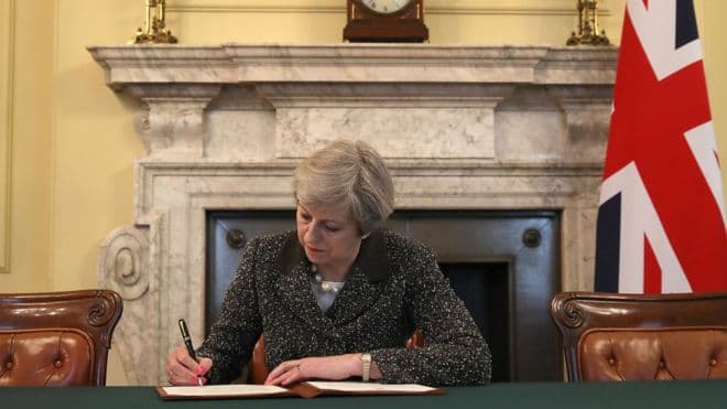 Tereza Mey Brexit jarayonini boshladi