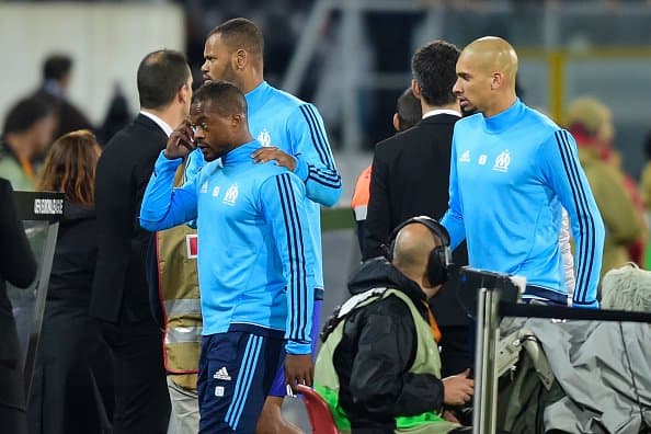"Marsel" Evra bilan shartnomasini bekor qildi 