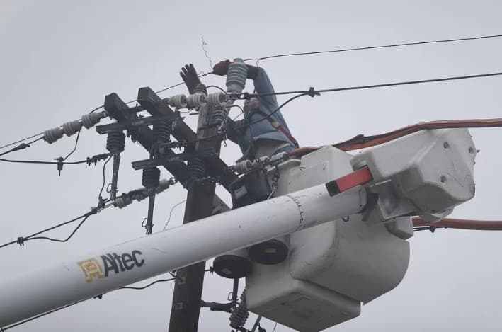«Irma» tufayli Puerto-Rikoda 900 mingga yaqin kishi elektr ta'minotisiz qoldi