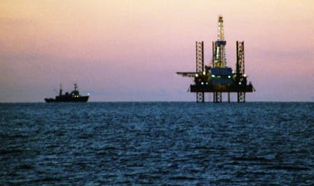 "O‘zbekneftgaz" ilk marotaba dengizdan neft qazib olishni yo‘lga qo‘ymoqchi