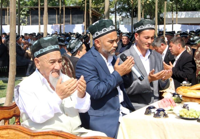 Oltinko‘l tumanida prezident xotirasiga ehson tadbiri o‘tkazildi