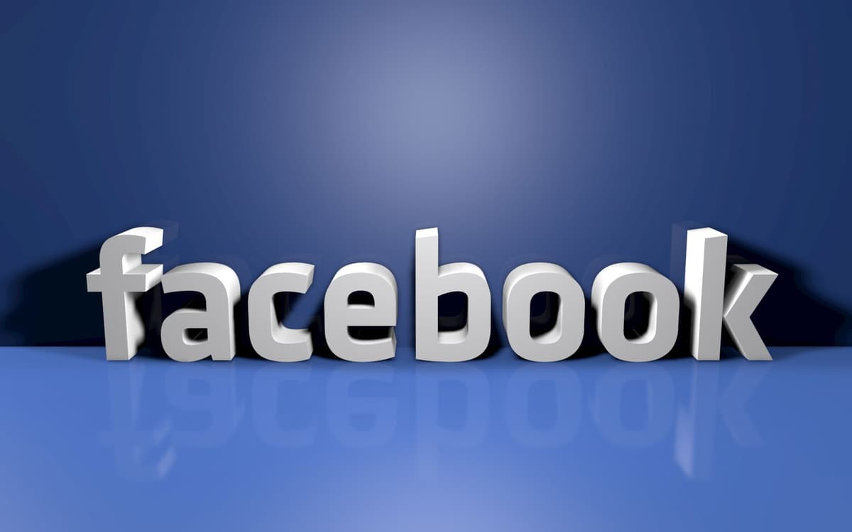 Facebook Rossiya siyosatining eng mashhur vakillaridan birini «rasman tan oldi» 
