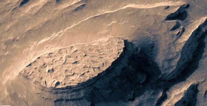 Video: Marsning minglab suratlari bitta rolikda