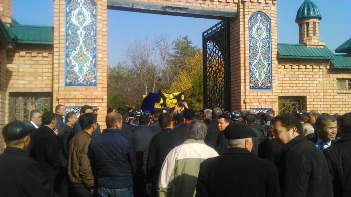 Abdulla Oripov Toshkentdagi «Chig‘atoy» qabristoniga dafn etildi
