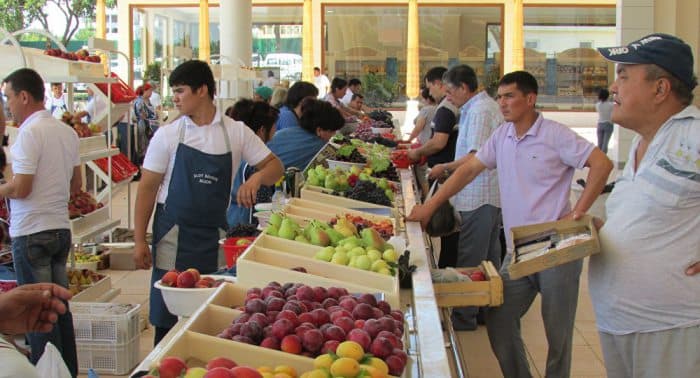 Toshkent shahri bozorlarida sotuvchilar beyjik bilan ta'minlanadi