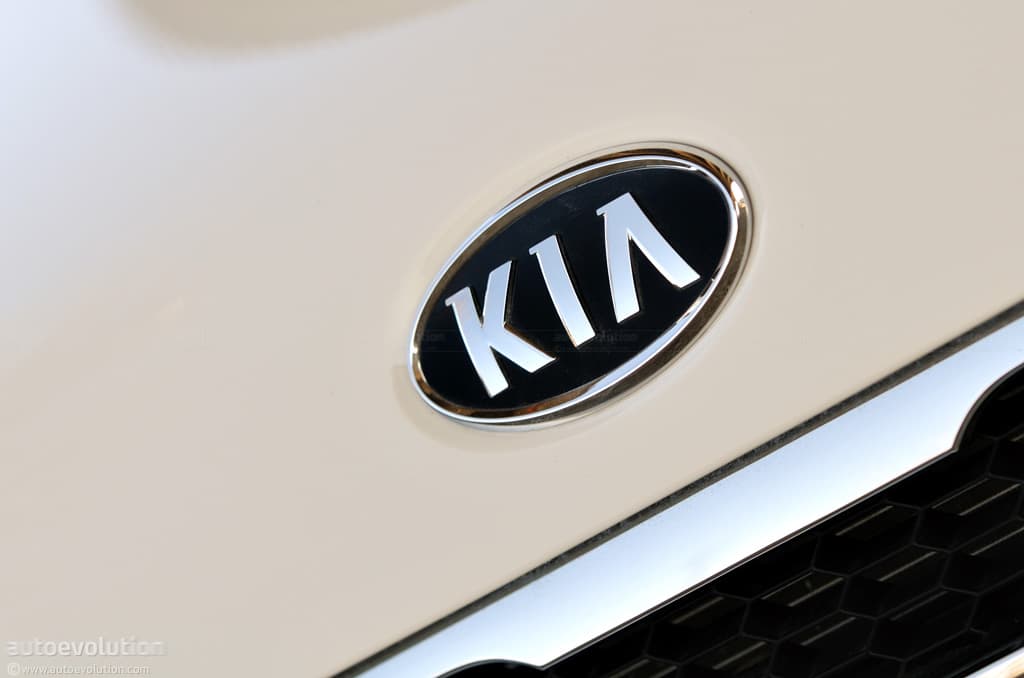 Rossiyada yig‘iluvchi Kia Rio modeli suratlari paydo bo‘ldi