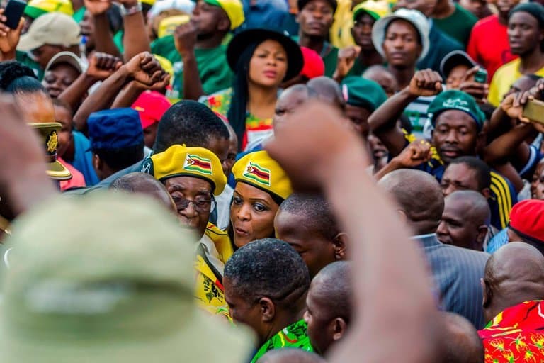 OAV: prezident Mugabe qamoqqa olingan