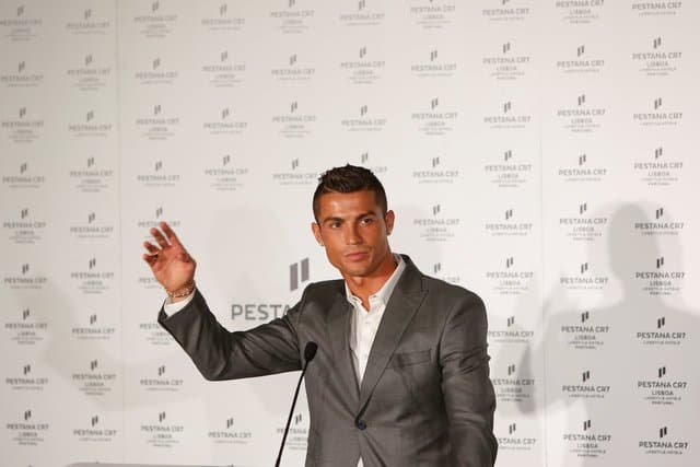 Ronaldu Lissabonda mehmonxona ochdi