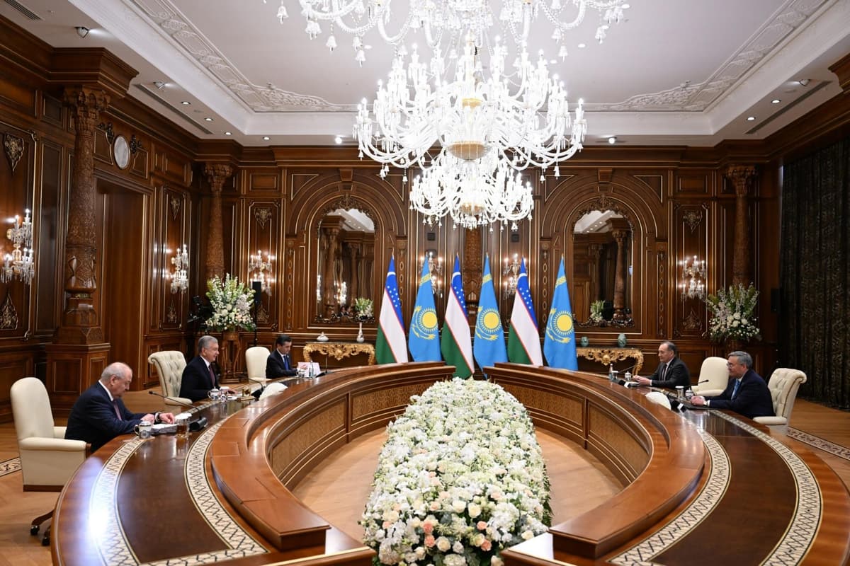Shavkat Mirziyoyev Markaziy Osiyo davlatlari tashqi ishlar vazirlarini qabul qildi