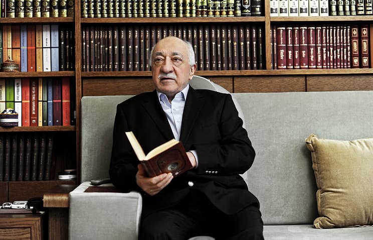 Turk muxolifatchisi Gulen ekstraditsiyadan qo‘rqmasligini bildirdi