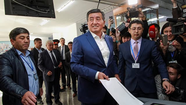 Jeenbekov Atamboyev ishini davom ettirishga va'da berdi