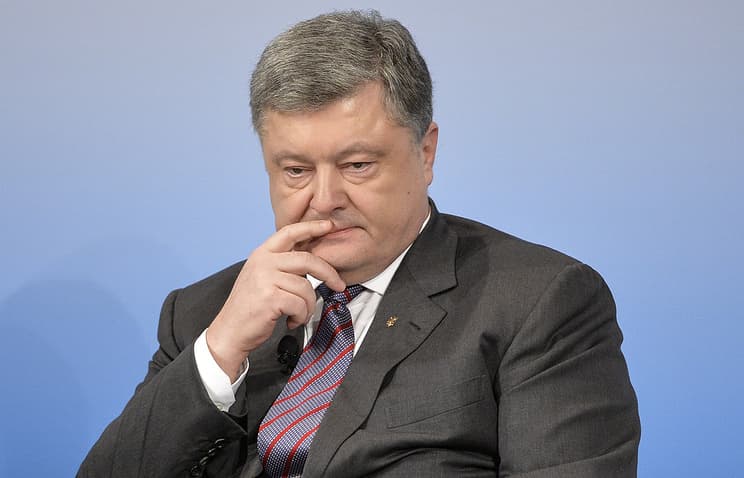 Poroshenko YeIni «DXR» va «LXR» pasportlarini tan olgani uchun Rossiyaga qarshi sanksiyalar qo‘llashga chaqirdi