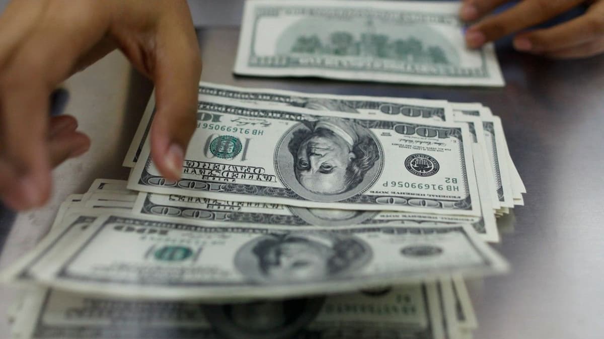MXX yuqori sifatdagi qalbaki dollar yetkazib berish kanali faoliyatiga chek qo‘ydi