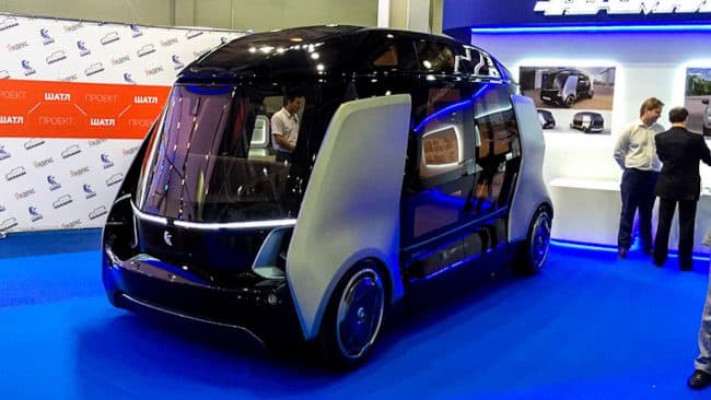 KAMAZ haydovchisiz mikroavtobuslarini namoyish etdi