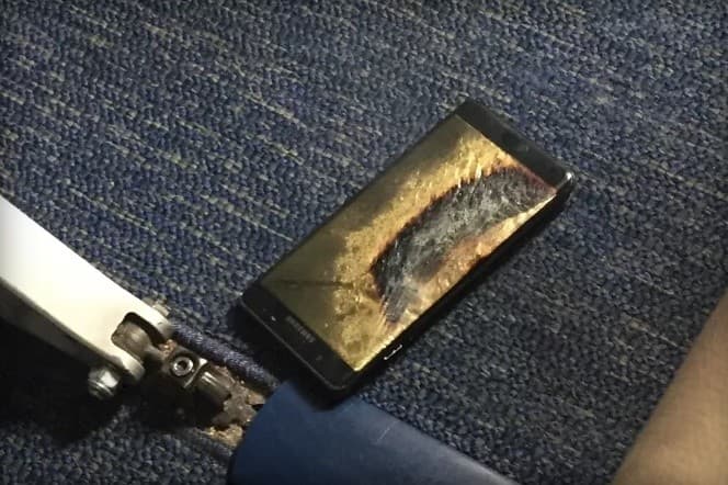 AQShda samolyot "tuzatilgan" Galaxy Note 7 yongani sababli evakuatsiya qilindi