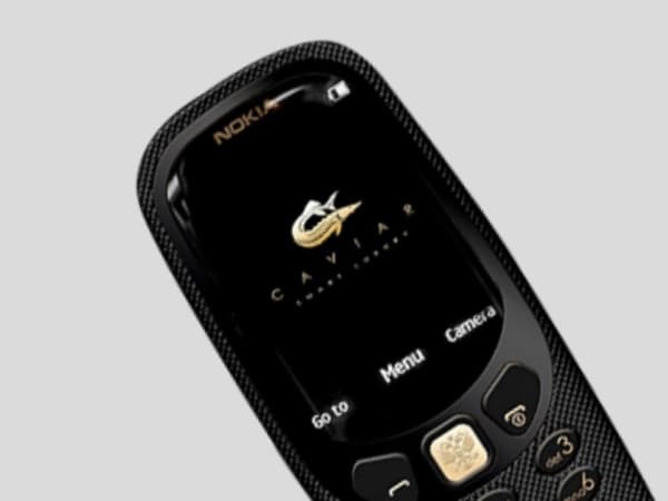 Caviar mashhur Nokia 3310 telefonining oltindan yasalgan namunasini namoyish qildi