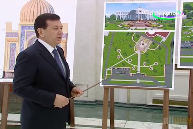 «Birinchi prezidentimiz nomi Vashington va Otaturk bilan bir qatorda». Oqsaroy oldida Islom Karimov haykali bo‘ladi