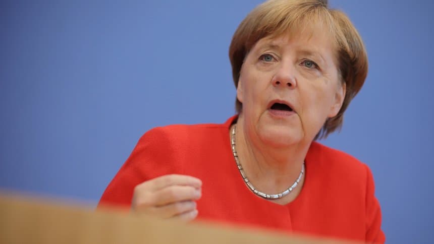 Merkel: Rossiyaga qarshi sanksiyalarning bekor qilinishi GFRga foyda keltiradi