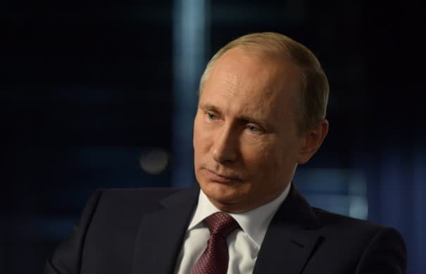 Putin Idlibda kimyoviy xuruj amalga oshirilganiga doir taxminlarini bildirdi