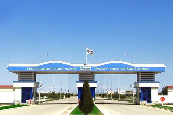 Polsha kompaniyasi «Navoiy» EIZda bir nechta loyihani amalga oshirmoqchi