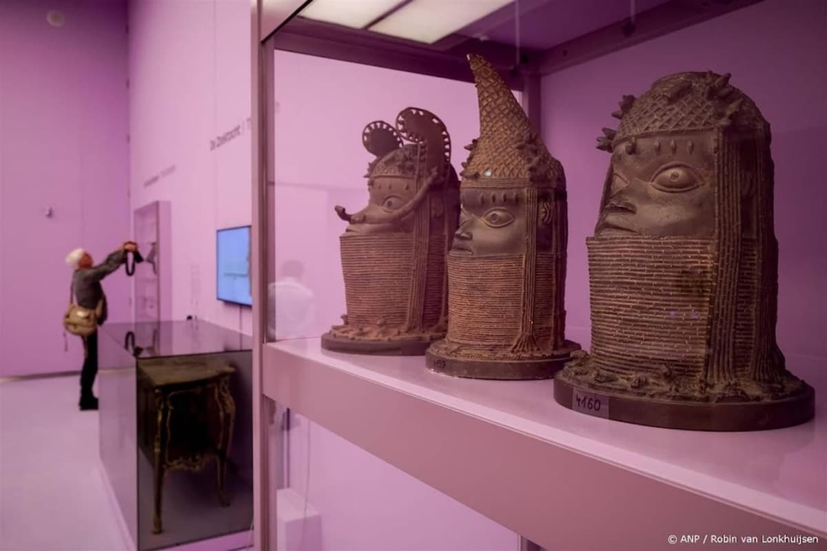 Niderlandiya XV-XIX asrlarga tegishli artefaktlarni Nigeriyaga qaytaradi