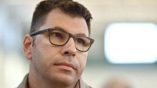 Аёлларга атайлаб ОИВ юқтирган эркак 24 йилга қамалди