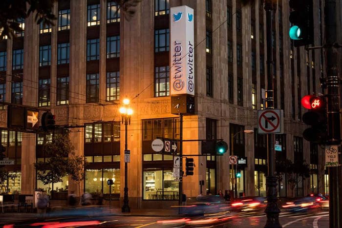 Bloomberg: Twitter 300 nafar xodimini ishdan haydamoqchi