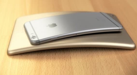 Apple kompaniyasi yana bir buklanuvchi iPhone’ga patent oldi 