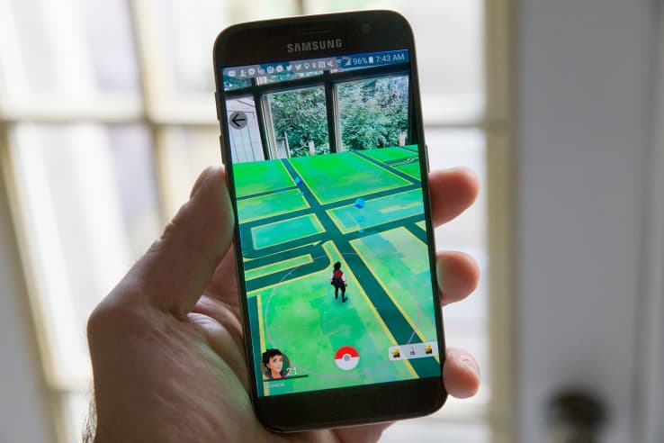 Pokemon Go мобил ўйини биринчи миллиард долларини ишлаб топди