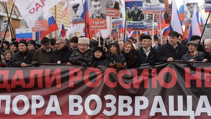 Moskvada Boris Nemtsovni xotirlab o‘tkazilgan marshda 5 ming kishi ishtirok etdi