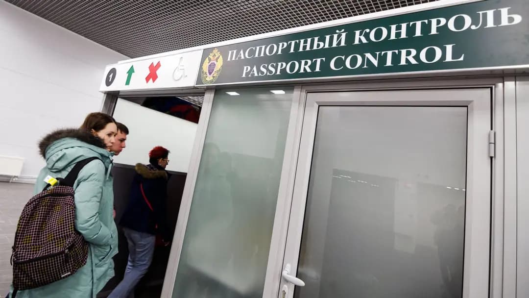 Узбекистанцы лидируют по числу поездок в Россию среди иностранцев