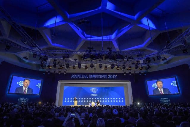  Davos-2017 forumining kun tartibidagi mavzular nimalardan iborat?