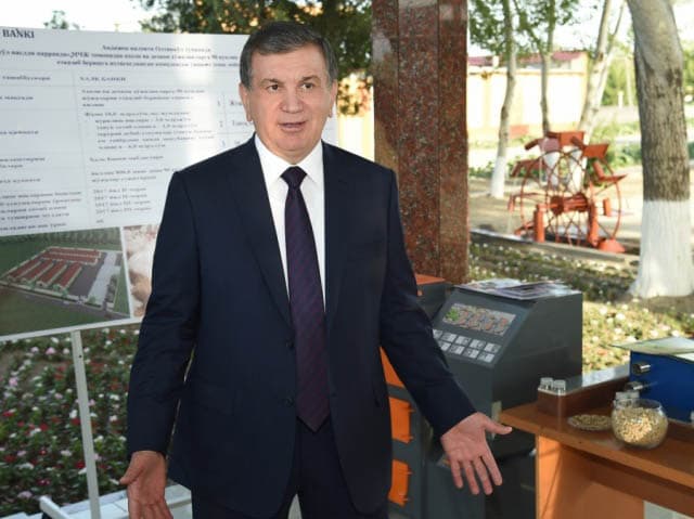 Mirziyoyev O‘zbekistondagi yo‘llar qanday bo‘lishi kerakligini aytdi