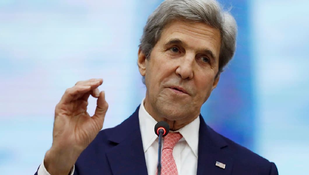 Jon Kerri amerikalik talabalarga ruschani o‘rganishni tavsiya qildi