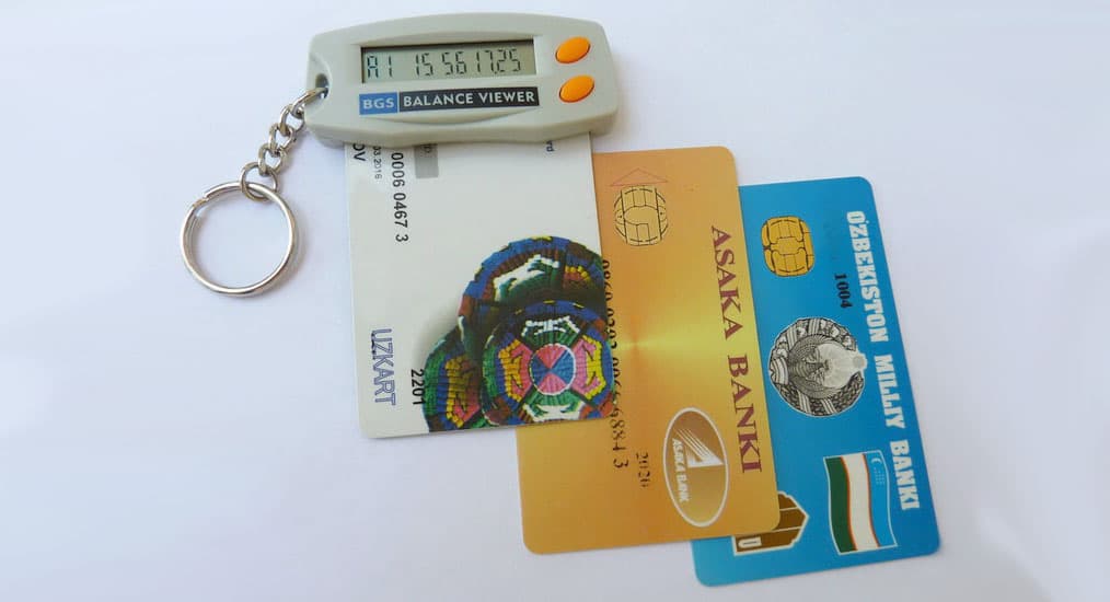 Shavkat Mirziyoyev: "Nima sababdan plastik kartochkalarni muomalaga kiritishdan ilgari barcha mexanizmlar puxta ishlab chiqilmagan?" 
