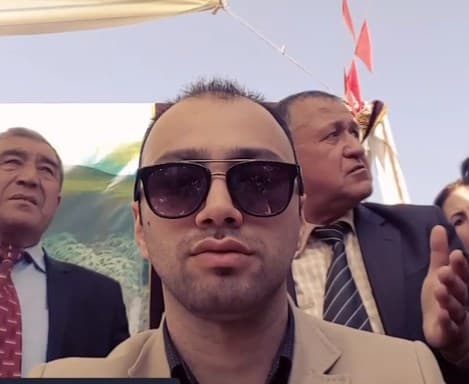Alisher Uzoqov kimdan himoyalanmoqchi?