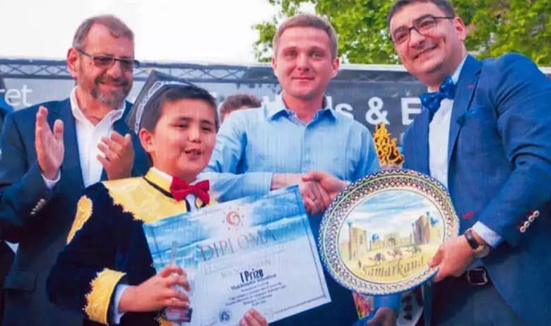 Samarqandlik 8 yoshli musiqachi Ispaniyadagi tanlovda g‘olib bo‘ldi
