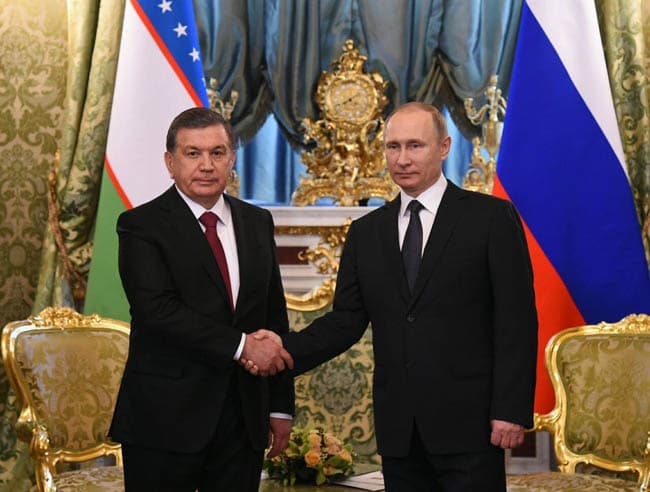 Shavkat Mirziyoyev Vladimir Putinni tabrikladi