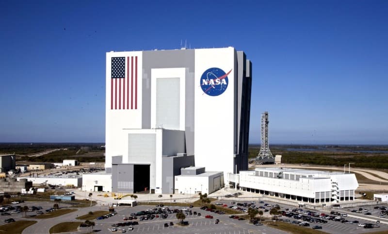 NASA 9 yoshli "o‘zga sayyoralik" bolaga uni ishga olishga va'da berdi