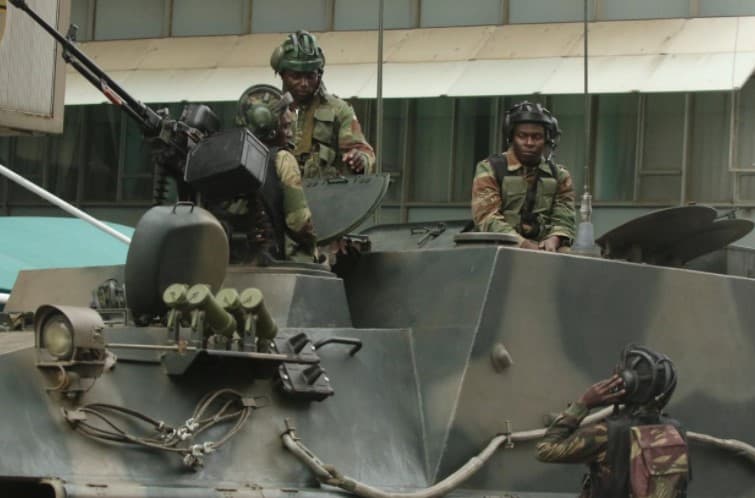 Зимбабве президенти истеъфога чиқишдан бош тортмоқда