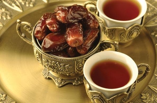 Yevropa va milliy taomlar, desertiga muzqaymoqlar tortiluvchi iftorliklar haqida mulohaza
