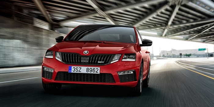 Skoda Octavia моделининг энг кучли намунасини тақдим этди